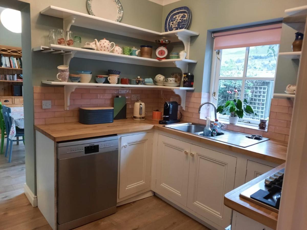 Croagh Patrick Lodge Apartment Westport Esterno foto