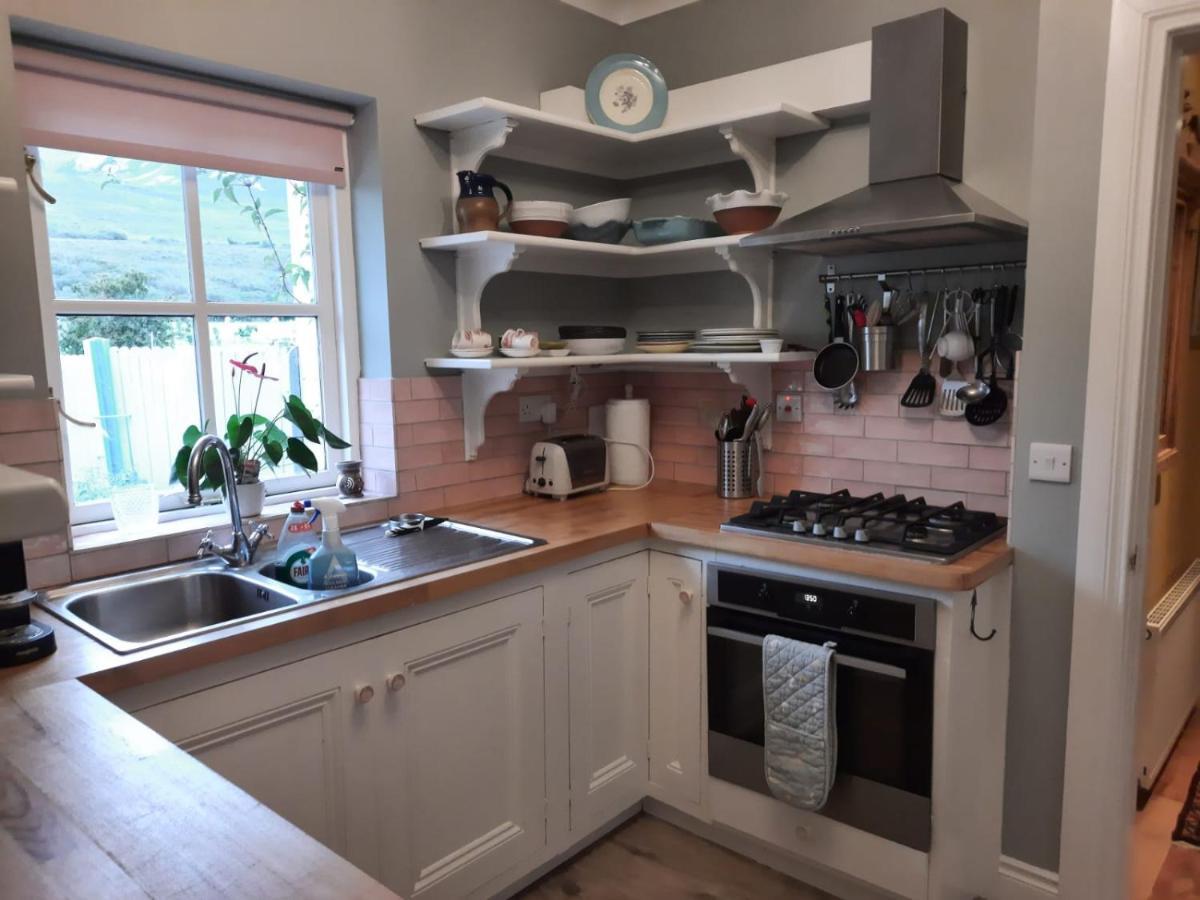 Croagh Patrick Lodge Apartment Westport Esterno foto