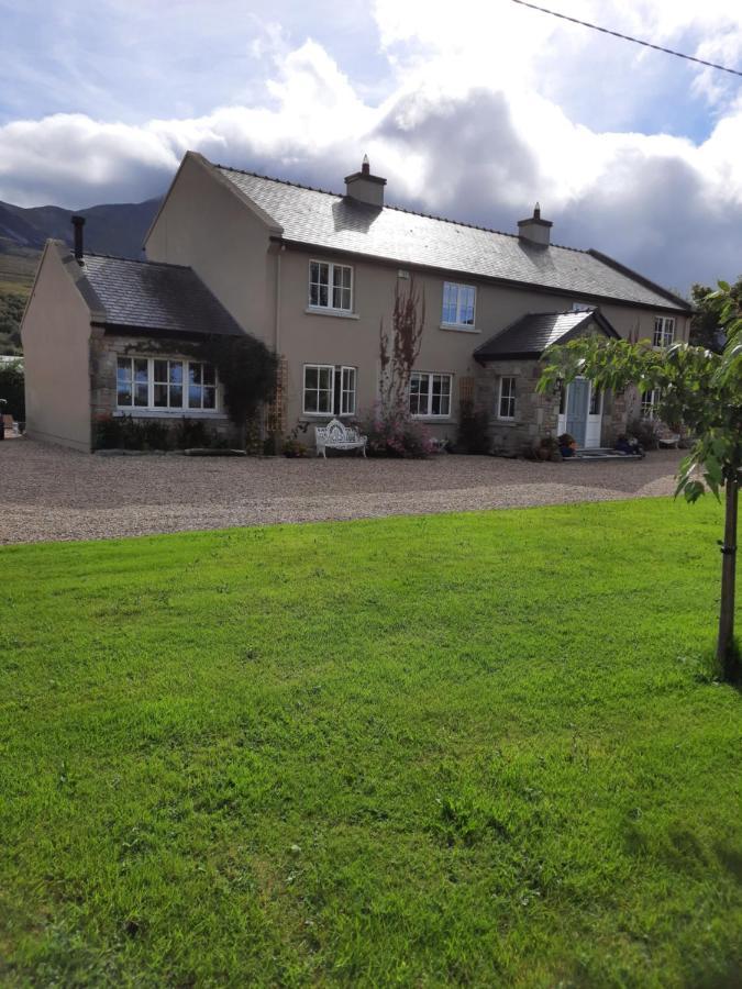 Croagh Patrick Lodge Apartment Westport Esterno foto