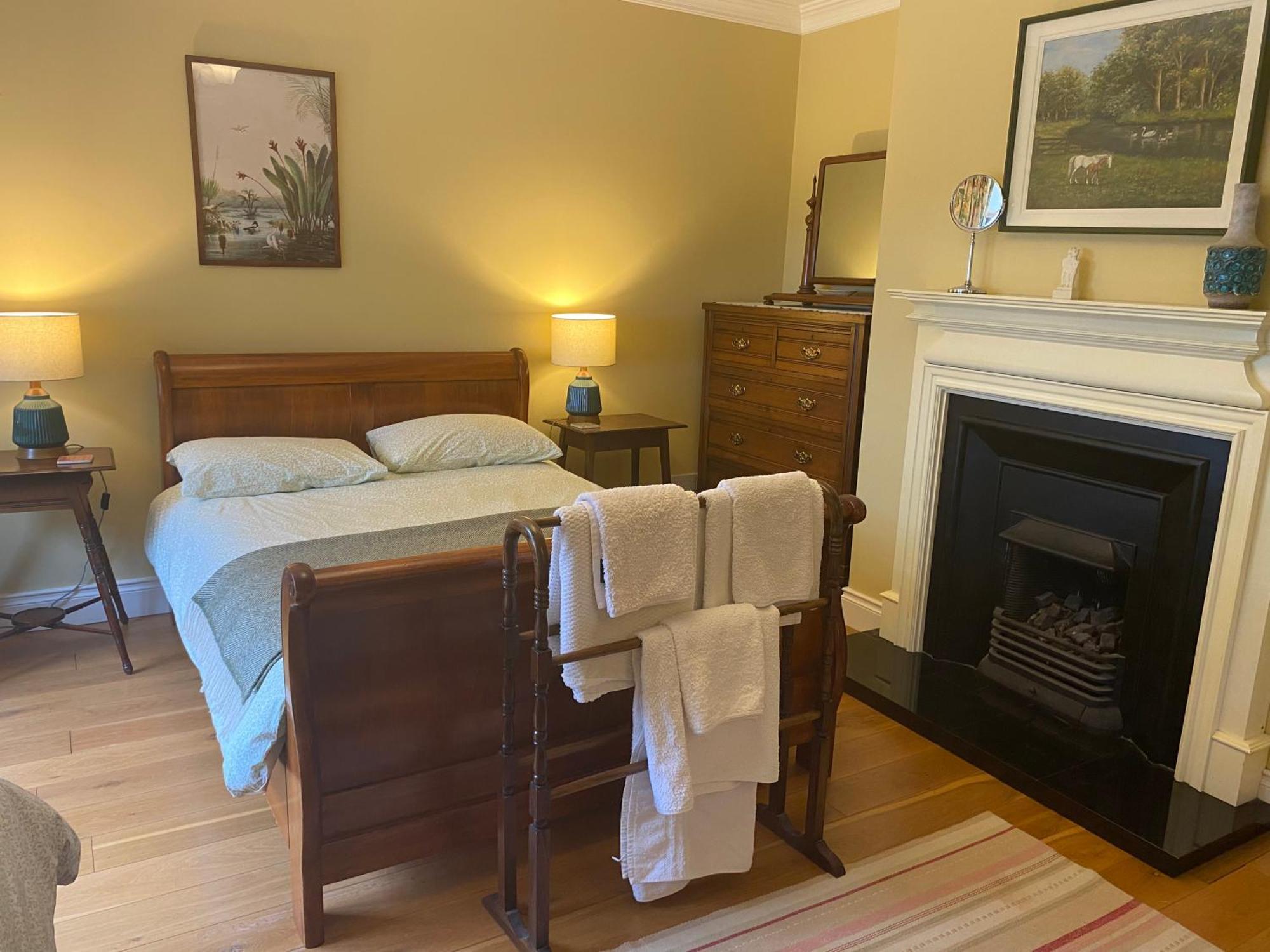 Croagh Patrick Lodge Apartment Westport Esterno foto